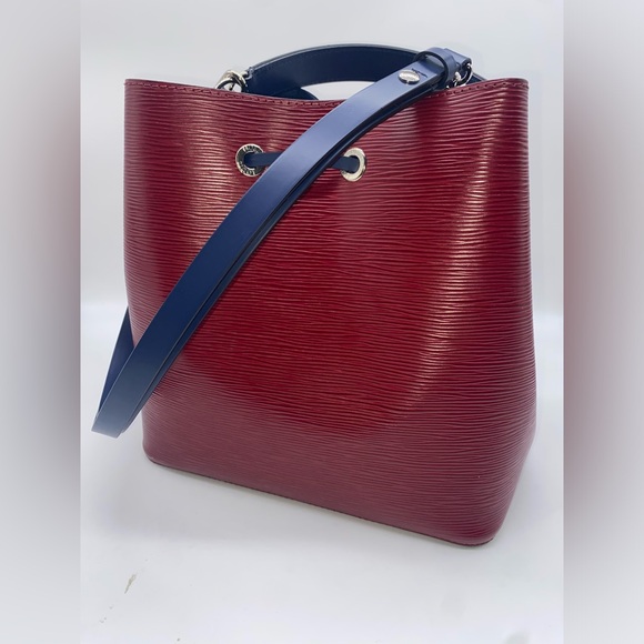 LV NÈONOÈ Epi Bag - Picture 6 of 14